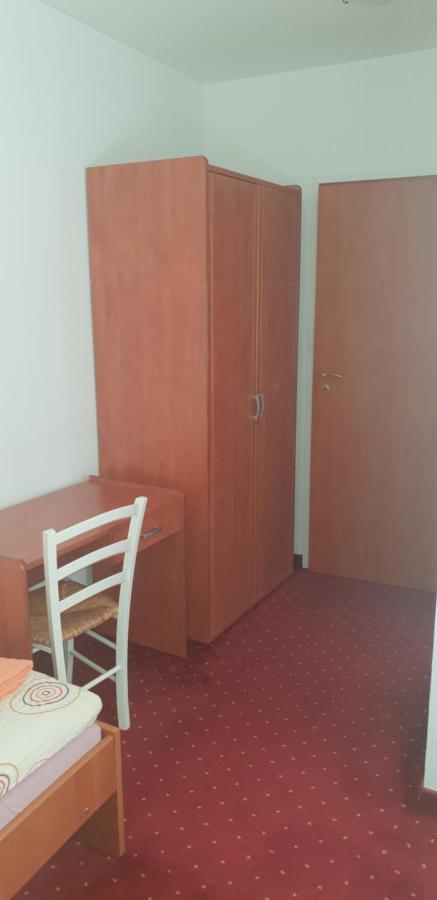 Klet Jana Bed & Breakfast Jastrebarsko Extérieur photo